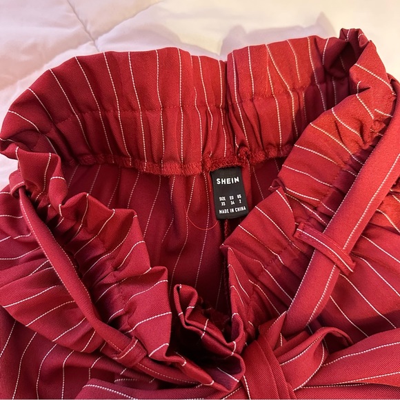 SHEIN Red Striped Pants with Bow Tie SZ: 2 - Picture 3 of 4